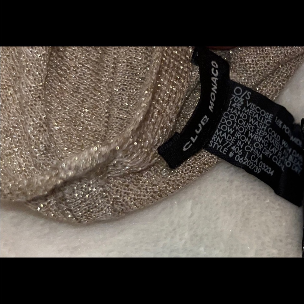 Club Monaco metallic gold colored oversized infinity scarf snood - Picture 9 of 10
